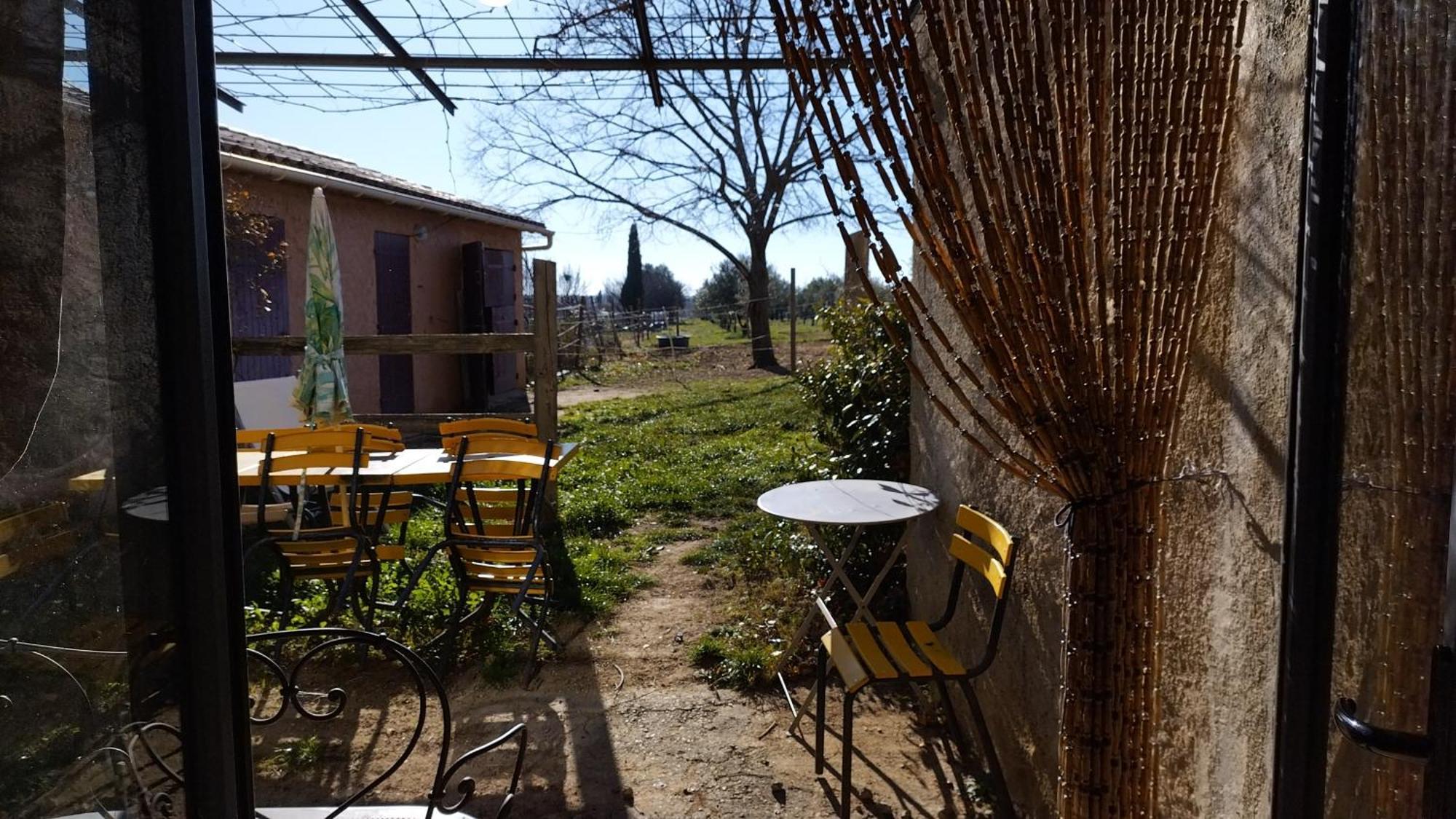 Studio Independant Dans Ferme Equestre Aups Exterior photo